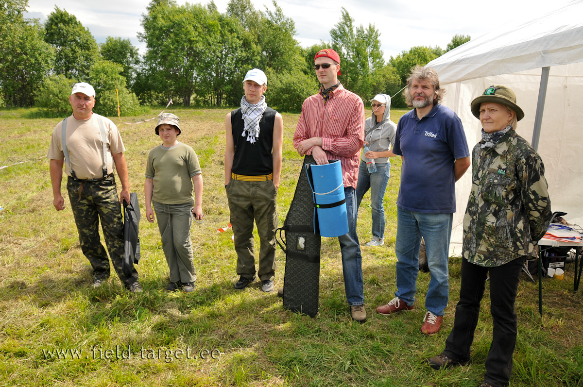 Briifing. Meil on 10 rada ja 50 märki